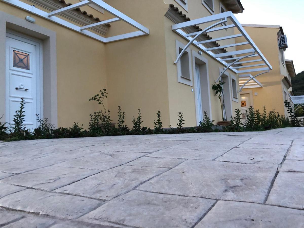 Aparthotel Mythos Apts Rentit