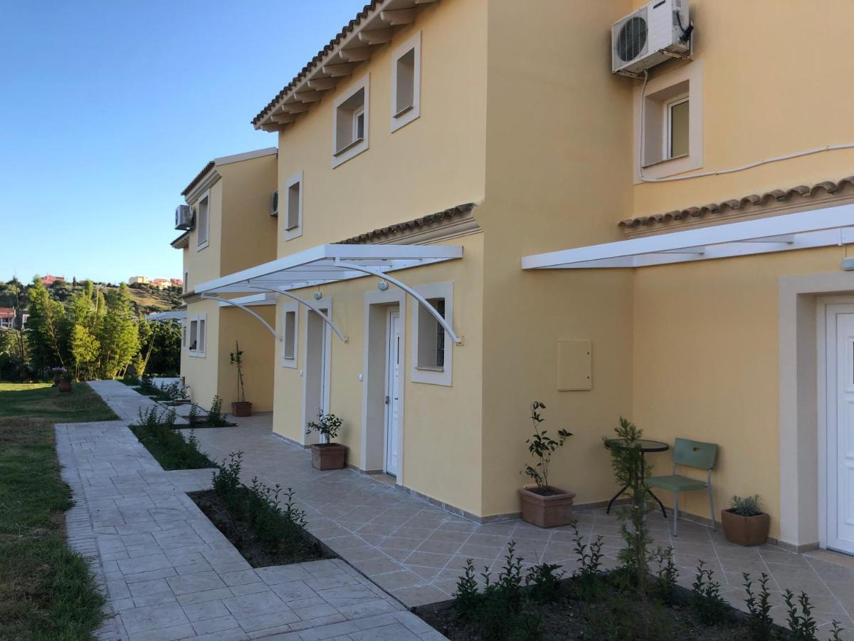 Aparthotel Mythos Apts Rentit Agios Stefanos Avliotes (Corfu)