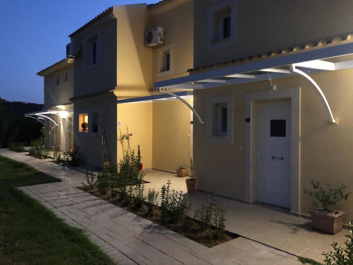 Mythos Apts Rentit * Agios Stefanos Avliotes (Corfu)
