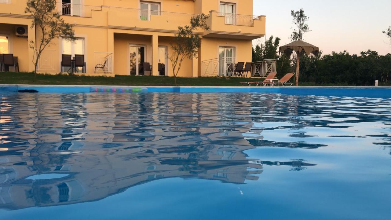 Aparthotel Mythos Apts Rentit