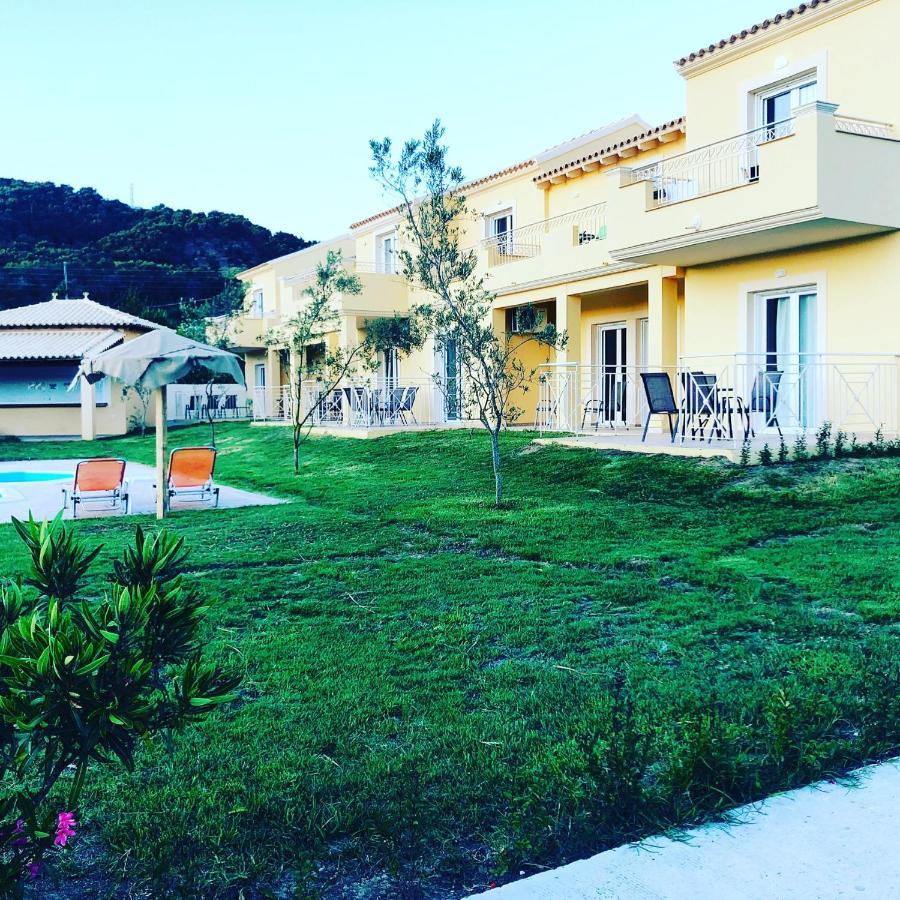 Hotel de apartamente Mythos Apts Rentit Agios Stefanos Avliotes (Corfu)
