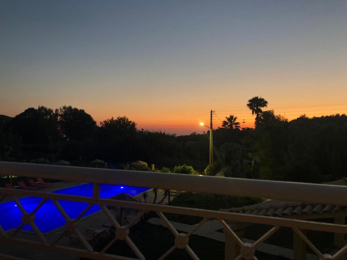 Mythos Apts Rentit *