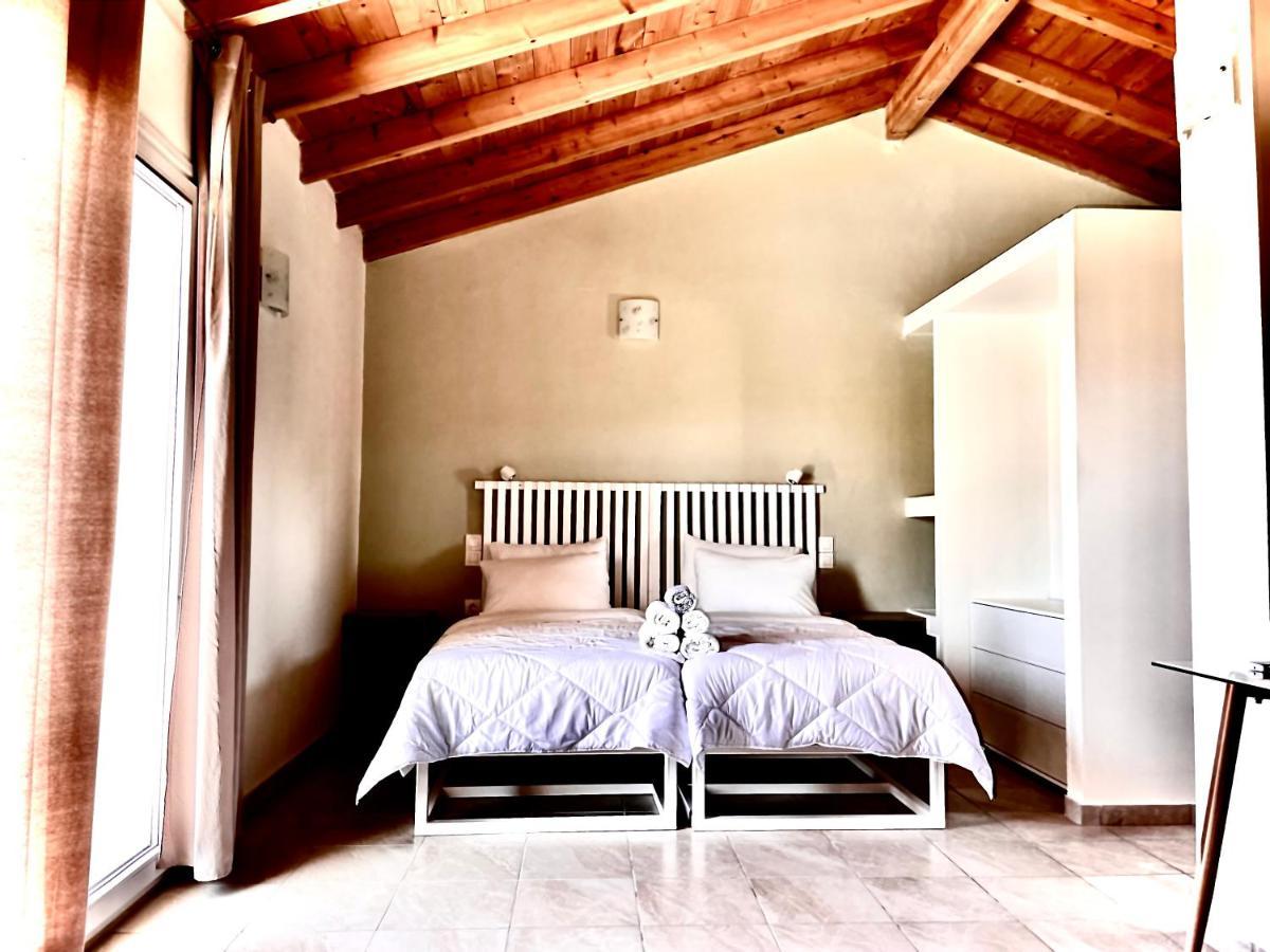 Mythos Apts Rentit Appart hôtel *