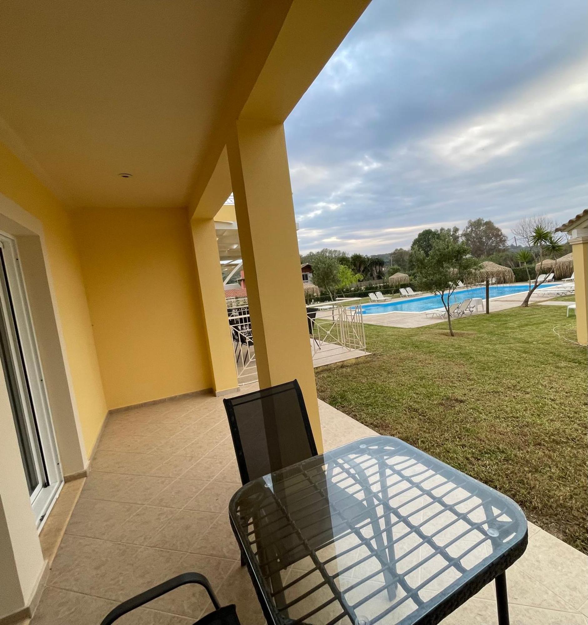 Mythos Apts Rentit Appart hôtel *